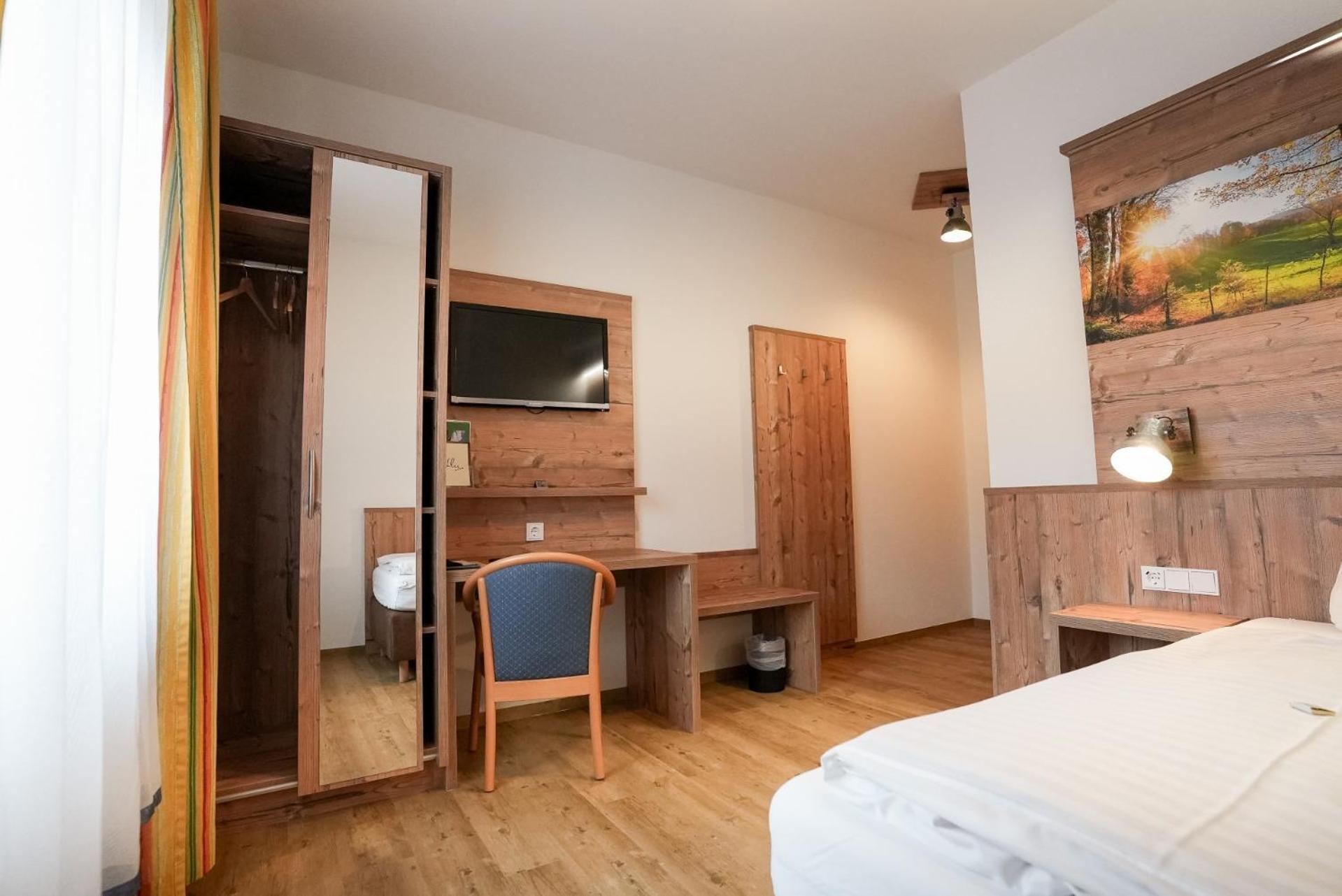 Hotel Restaurant Perschler Rattenberg  Экстерьер фото
