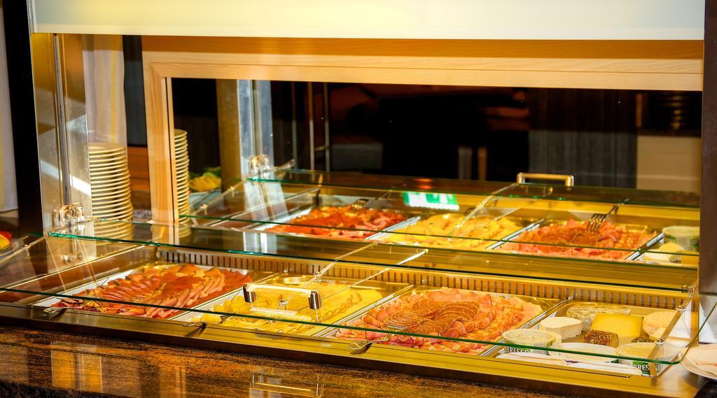 Hotel Restaurant Perschler Rattenberg  Экстерьер фото